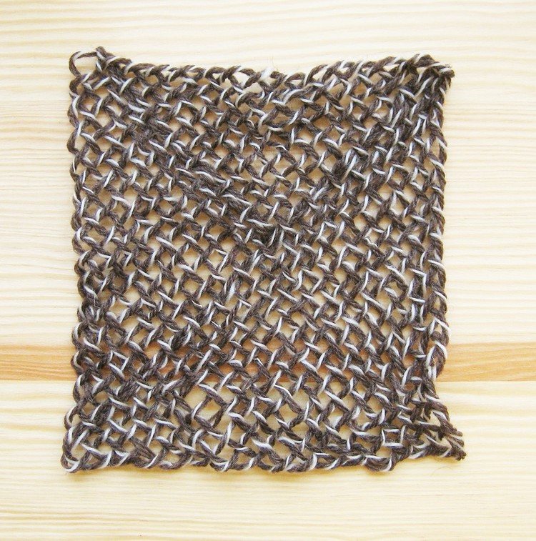 Square Pin Loom Speed Weaving